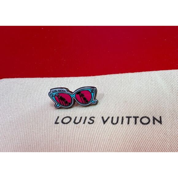 Pintrill X Louis Vuitton Sunglasses Limited Edition 2019 Brooch Pin Ultra Rare - Picture 6 of 11